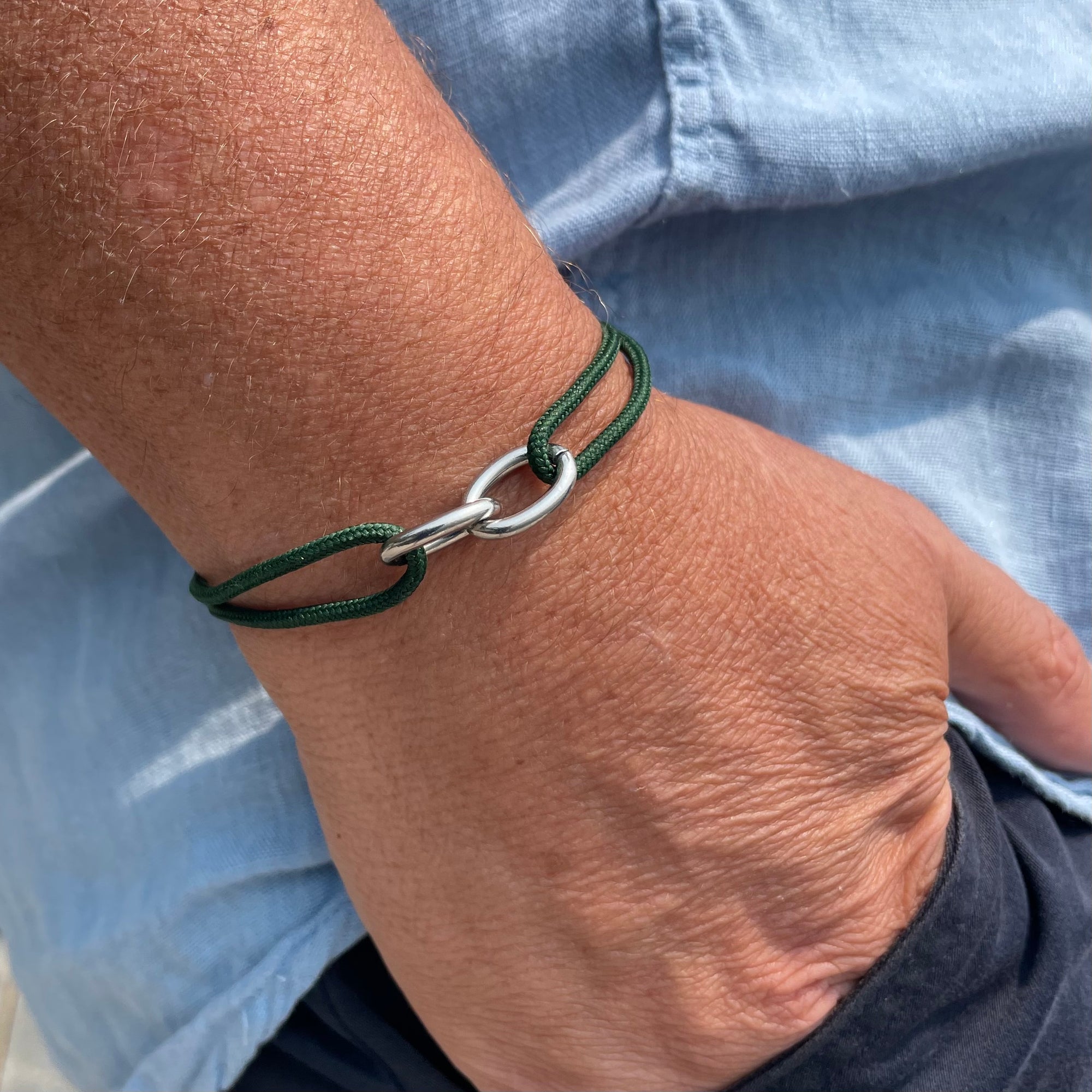 Braga - Green String Bracelet with Linked Chain Fixture