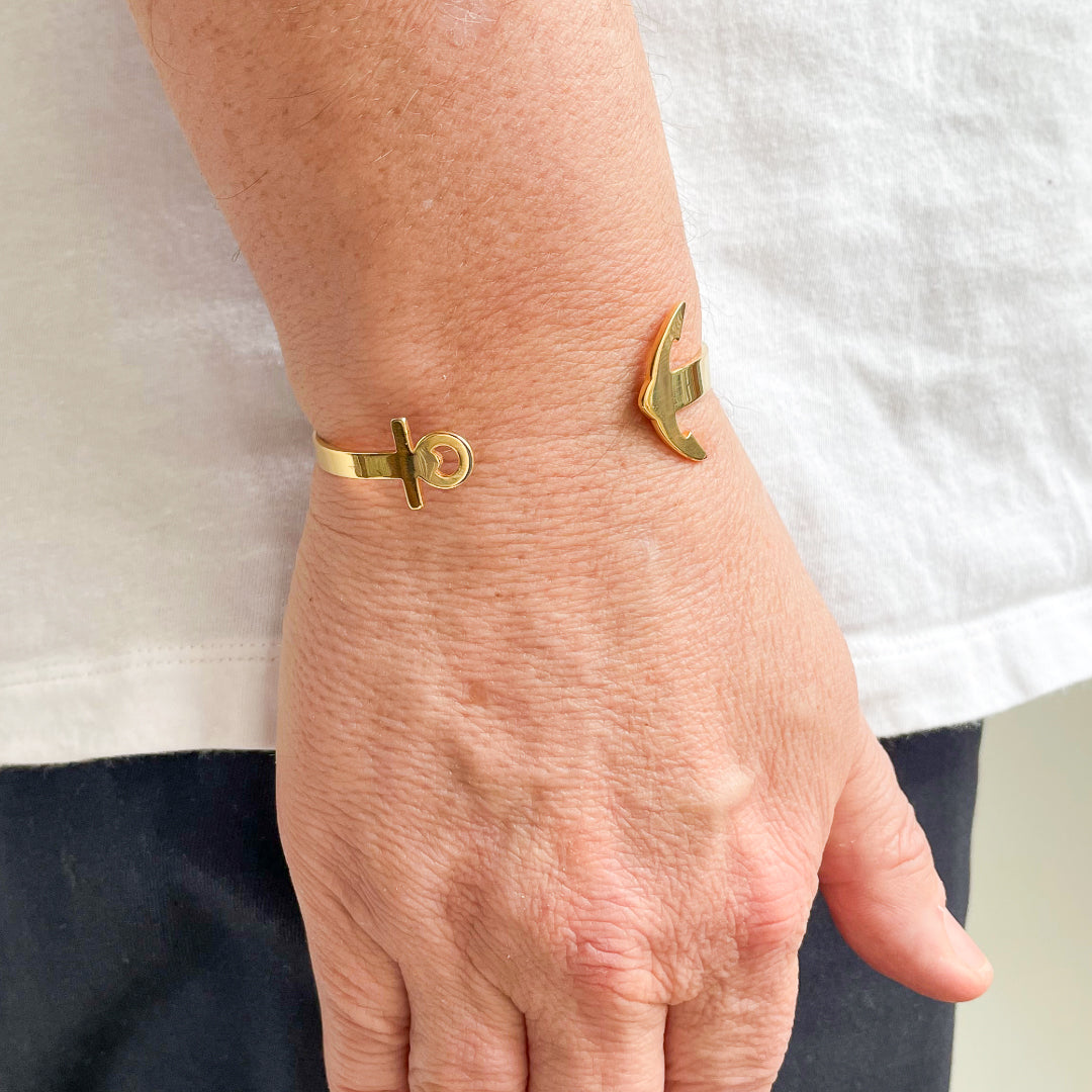 Milos - Gold Cuff with Anchor Bracelet