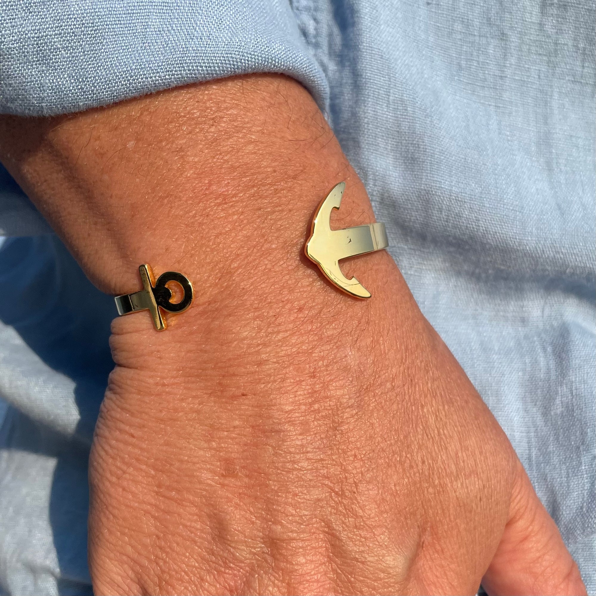 Milos - Gold Cuff with Anchor Bracelet