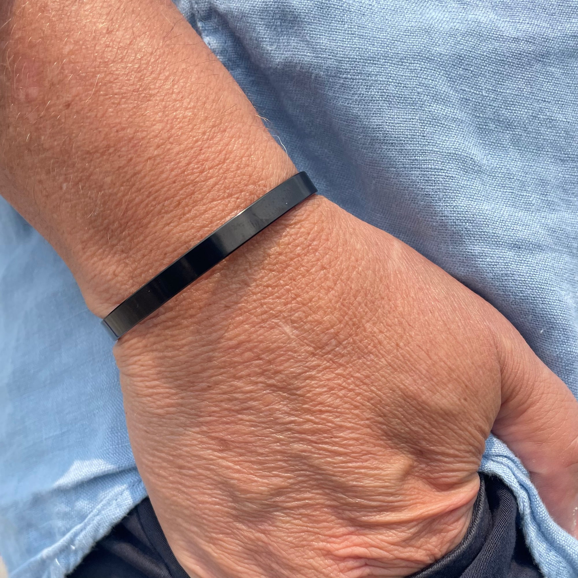 Paros - Black Classic Cuff Bracelet